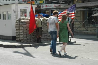 Berlin - Checkpoint charlie